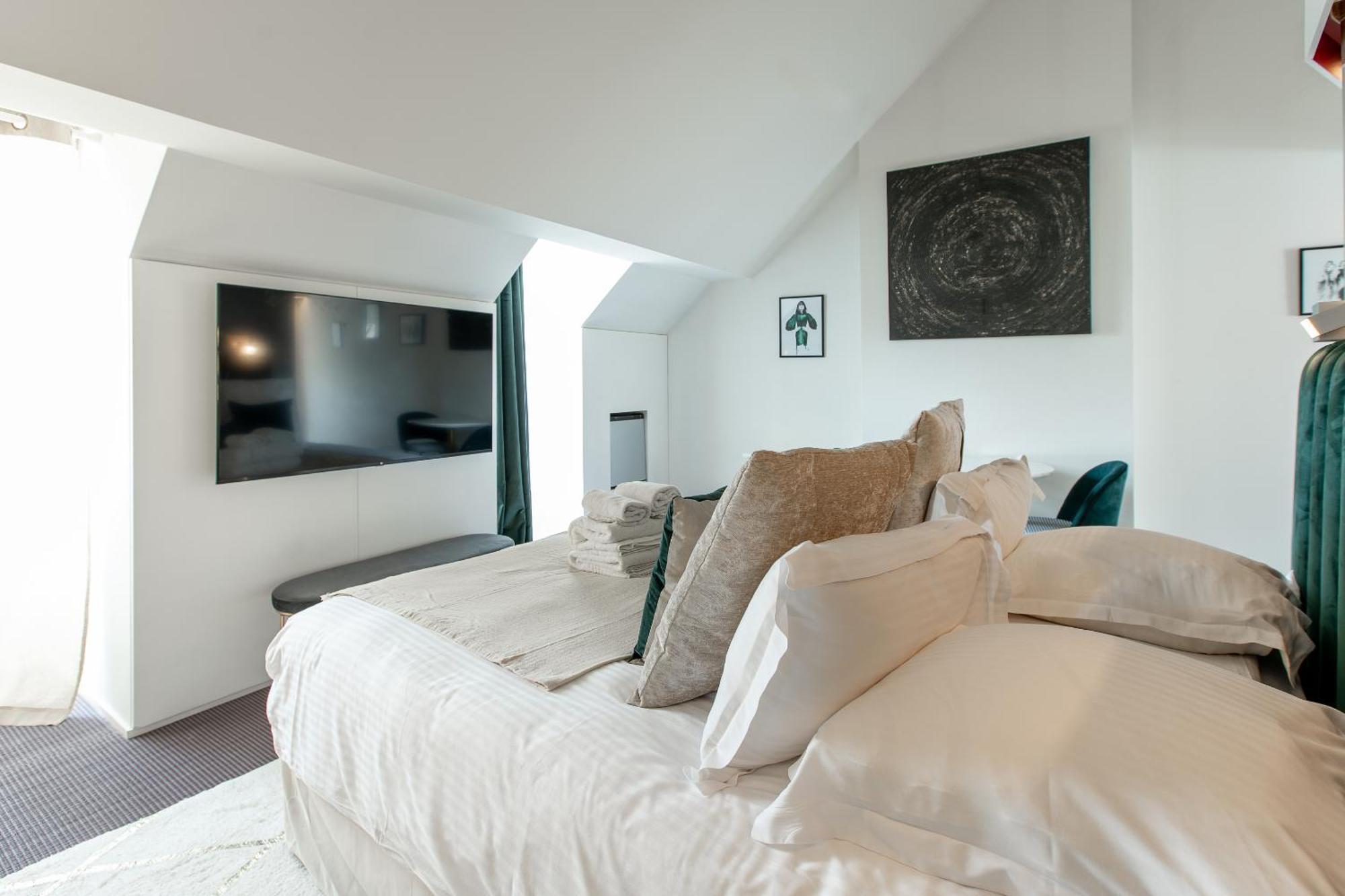 Hotel La Petite Fugue Beaune (Cote d'Or)