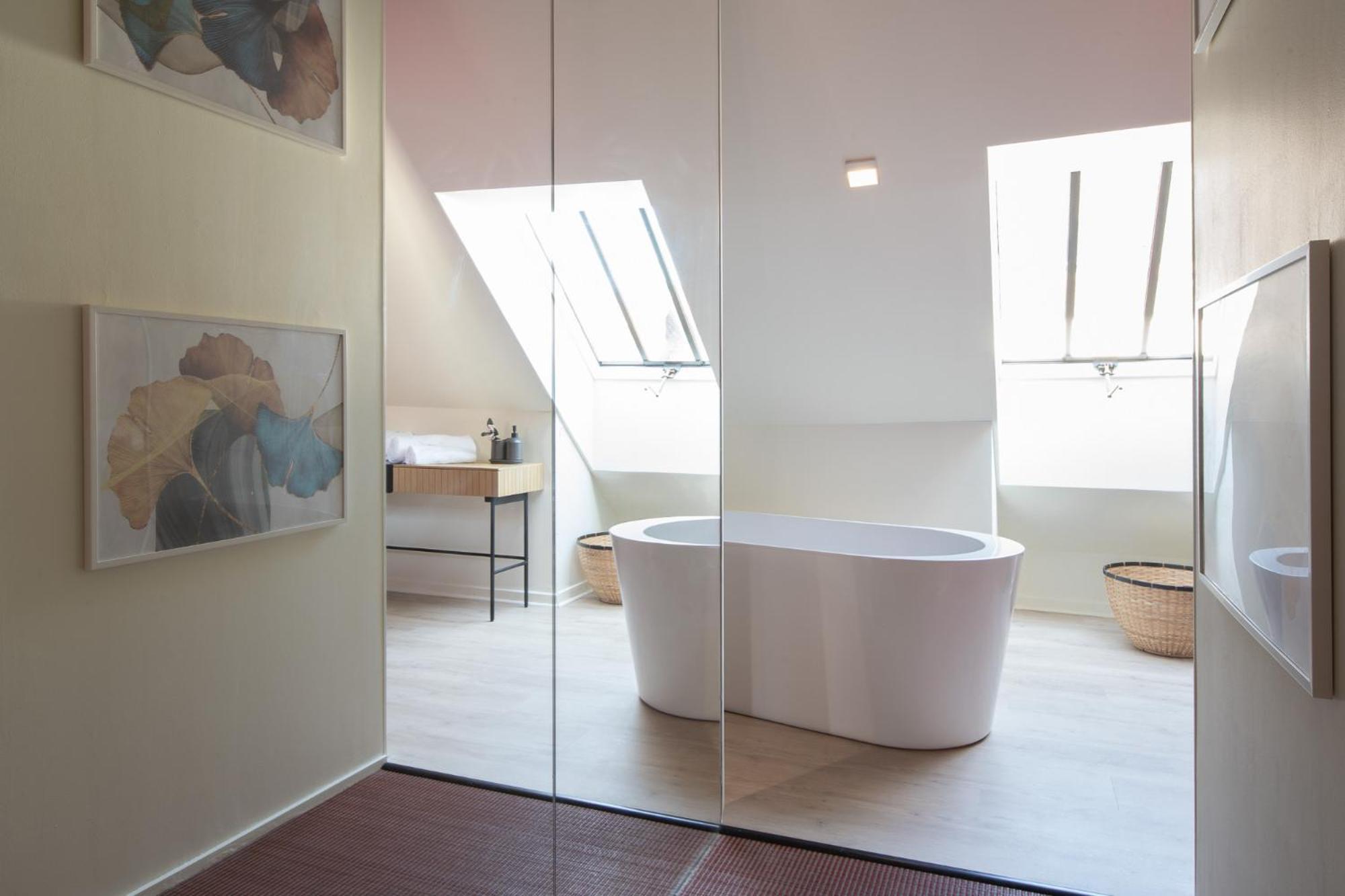 Hotel La Petite Fugue Beaune (Cote d'Or)